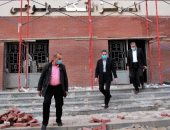 محافظ الغربية يتفقد مشروعات "حياة كريمة" بقرية شبراملس فى زفتى