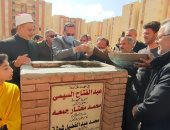 محافظ شمال سيناء يضع حجر أساس إقامة مسجد بـ 6 ملايين جنيه بالعريش