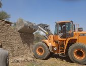 محافظ أسوان: إزالة فورية لـ10 حالات تعدى على الأراضى الزراعية