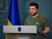 زيلينسكي يتهم ميركل مجددًا بمنع انضمام أوكرانيا للناتو