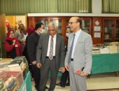 جامعة أسيوط تشهد انطلاق فعاليات معرض الكتب القديمة بكلية الهندسة