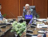 محافظ السويس يشدد على توفير السلع والمواد الغذائية استعدادا لاستقبال شهر رمضان