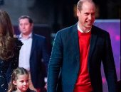 شاهد.. الأمير ويليام يصطحب ابنته لحضور حفل بيتزا مع صديقاتها بالمدرسة