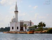 مسجد أبو مندور.. لؤلؤة مضيئة على ضفاف نهر النيل برشيد (ألبوم صور)