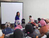 كلية الخدمة الاجتماعية بجامعة حلوان تنظم البرنامج التدريبى للغة الإشارة