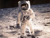 " ناسا" تعرض صورًا أصلية من القمر التقطت عام 1969فى مزاد بالدنمارك .. صور 