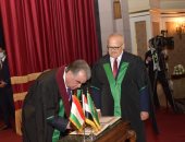 جامعة القاهرة تمنح الدكتوراه الفخرية فى الآداب لرئيس طاجيكستان