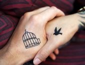 اعرف التاتو المناسب لك حسب برجك..السرطان بيكتب اسم حبيبه والميزان بيحب الورد