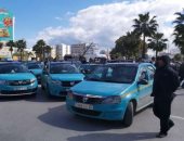المغرب يعلن التحقيق فى واقعة رشق سيارات أجرة بالبيض والحجارة