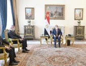 الرئيس السيسي يؤكد دعم مصر لـ"الأونروا" لتقديم الخدمات للاجئين الفلسطينيين