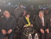 وزيرة الثقافة ومحافظ سوهاج يشهدان ختام مهرجان الموسيقى والغناء بأبيدوس.. صور
