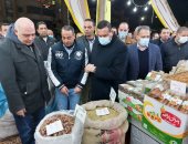 محافظ البحيرة يتفقد منافذ بيع السلع الغذائية والسلاسل التجارية بدمنهور