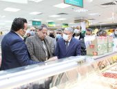 محافظ المنيا يوجه بتحرير محضرين للمبالغة فى الأسعار وعدم الإعلان عنها