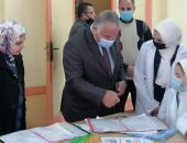 وكيل "تعليم دمياط" يتابع العملية التعليمية بالمدرسة الثانوية الفنية التجارية بفارسكور