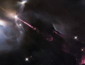 صورة للتلسكوب هابل تظهر انفجارات حيوية لنجم شاب .. التفاصيل