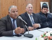 وكيل تعليم دمياط يجتمع بمسئولى الشئون المالية والإدارية بالإدارات التعليمية
