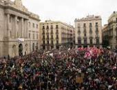احتجاجات حاشدة فى برشلونة للمطالبة بإقالة وزير التعليم 