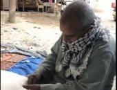 يعمل بالمهنة منذ 45 سنة.. عم غازى وابنه أقدم منجدين في الدقهلية (فيديو)