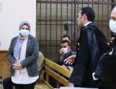 محمد الأمين يلتقى بأسرته من خلف القضبان فى اتهامه بالاتجار بالبشر .. صور