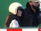 جينيفر لوبيز فى كواليس فيلمها الجديد The Mother in Spain.. صور