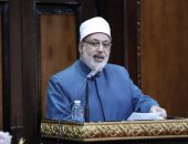 وكيل الأزهر يطالب برقابة مؤسسية لتحصين المجتمع ضد فوضى التكنولوجيا