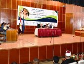 كل نقطة بتفرق.. أسوان تحتفل باليوم العالمى للمياه.. مسابقة لأوائل الطلبة حول المعلومات المائية وعروض فنية ضمن فاعليات الاحتفال..  تكثيف حملات التوعية لترشيد الاستهلاك.. ومواطنون: علينا إدراك حجم الأزمة.. صور 