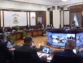 بدء اجتماع الحكومة الأسبوعى لمناقشة الإجراءات التحفيزية للبورصة  