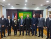 رئيس جامعة الإسكندرية يستقبل وفد المجلس البريطانى ..اعرف التفاصيل