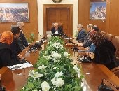 محافظ بورسعيد يوجه بسرعة تطوير شارع عزمى وإنشاء ساحة انتظار للشاحنات