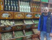 وصفات خلطة الزيوت للشعر والبشرة من أقدم سوق للعطارة بالإسكندرية.. لايف