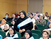 محافظ بني سويف يستشهد بقصة "أم بلال" دليلا على عظمة وصلابة المرأة المصرية