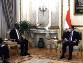رئيس الوزراء يستقبل وفد تقييم استضافة مصر لمقر وكالة الدواء الأفريقية AMA