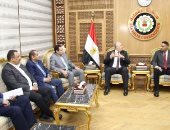 وزير الزراعة: توجيهات رئاسية بالدفع الفورى للمزارعين عند توريد القمح 