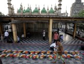 روحانيات رمضان فى الهند.. موائد الرحمن وصلاة التراويح