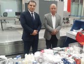 جمارك مطار برج العرب تضبط محاولة تهريب سجائر إلكترونية وكمية من الأدوية  