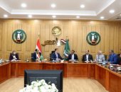 محافظ المنوفية يناقش نسب تنفيذ رصف الطرق بمركزي أشمون والشهداء 