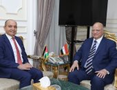 محافظ القاهرة يستقبل سفير الأردن ويستعرض تطوير المحافظة خلال 7 سنوات