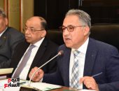 وزير التنمية المحلية: تكليفات رئاسية بحل مشكلة المواقف العشوائية