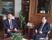 ‫ وزير الرى يبحث مع سفير طاجيكستان تعزيز التعاون بين البلدين في مجال المياه