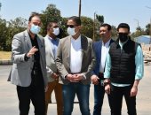 محافظ الفيوم يتفقد التشغيل التجريبى للطريق ربع الدائرى فى أبشواى