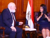 رانيا المشاط تبحث مع نائب رئيس مفوضية الاتحاد الأوروبى تعزيز التعاون