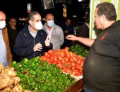 محافظ الغربية يتفقد توافر السلع فى المحلة وسمنود والرصف بطنطا