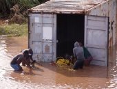 فيضانات جنوب إفريقيا تحصد أرواح 250 قتيلا وتهجر الآلف من منازلهم