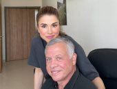 برفقة الملكة رانيا.. الصورة الأولى للملك عبد الله بعد تعافيه