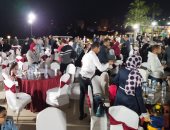 تكريم عدد من أسر الشهداء خلال حفل إفطار جماعى بنادى الشرطة فى بنها بالقليوبية