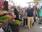 حملات محاربة جشع التجار بالمحافظات.. محافظ الوادى الجديد يحيل مفتش تموين سوق الشعلة بالخارجة للتحقيق.. تحرير 156 محضرا تموينيا بالمنوفية.. و37 مخالفة فى المنيا.. وضبط 2 طن دقيق حر بدون فواتير بالإسكندرية