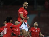 15 دقيقة.. الأهلي يتقدم ويسيطر ويهاجم الرجاء المغربي بدوري الأبطال.. فيديو وصور