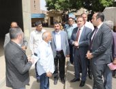 محافظ المنوفية يتفقد صوامع شبين الكوم ومتابعة عمليات توريد القمح.. صور