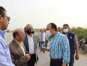 نائب محافظ المنيا يتفقد مصنع تدوير المخلفات البلدية بالعدوة لإعادة تشغيله 