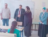 وكيل تعليم شمال سيناء يتابع امتحانات المهام الأدائية للصف الرابع بالعريش